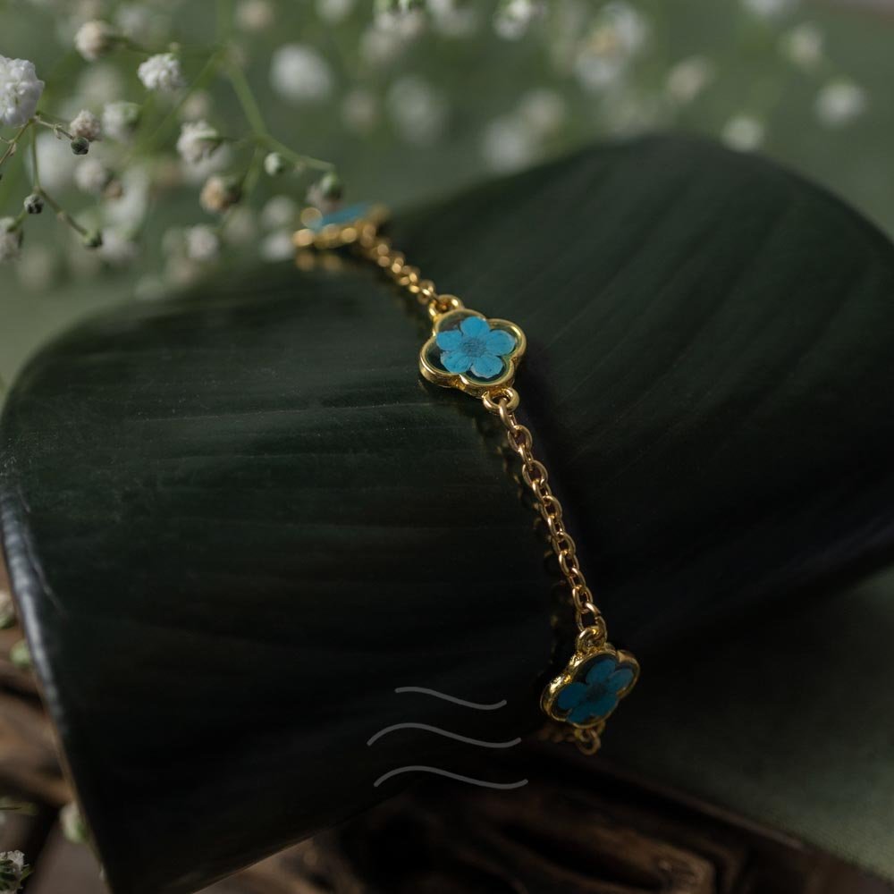 Stormy Memoir Bracelet - Real flower Jewellery - Leafy Affair