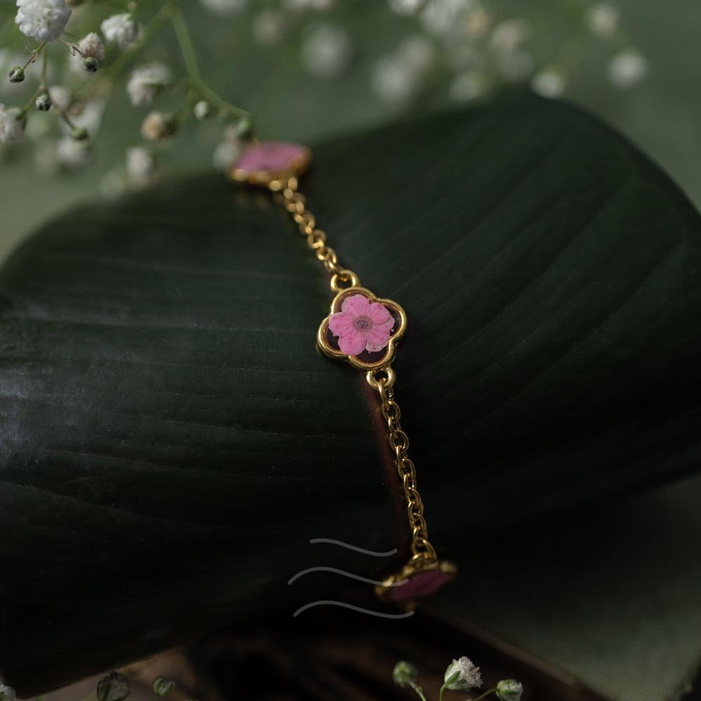 Loveglyph Bracelet - Real flower Jewellery - Leafy Affair