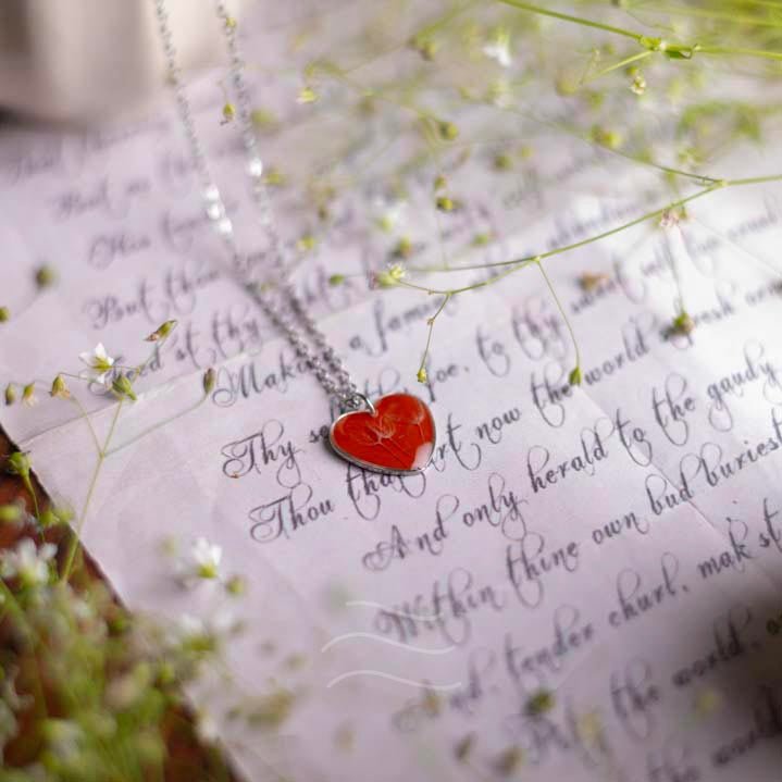 Heartfelt Moments Necklace - Real flower Jewellery - Leafy Affair