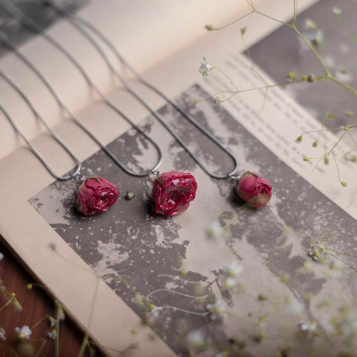 Mon Cherie Set - Real flower Jewellery - Leafy Affair