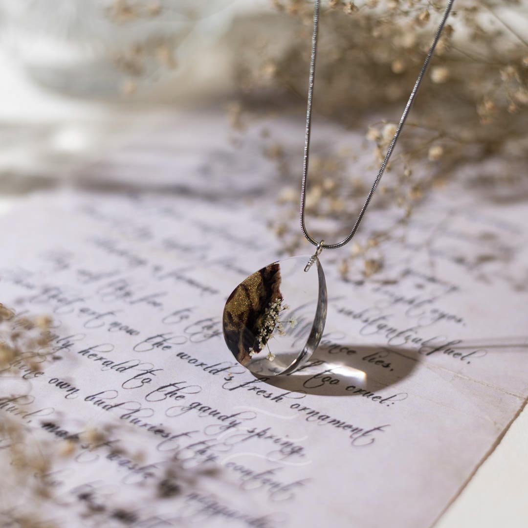 Snowflake Forest Necklace - Real flower Jewellery - Leafy Affair