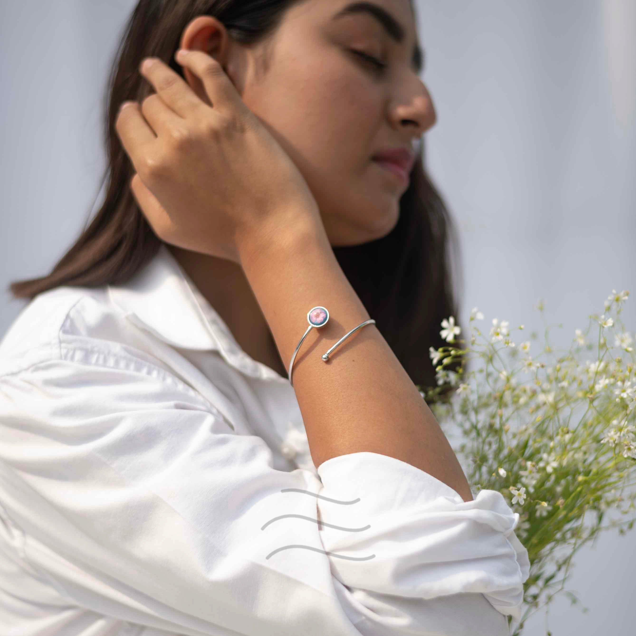 Minimalistic Plum Blossom Bracelet