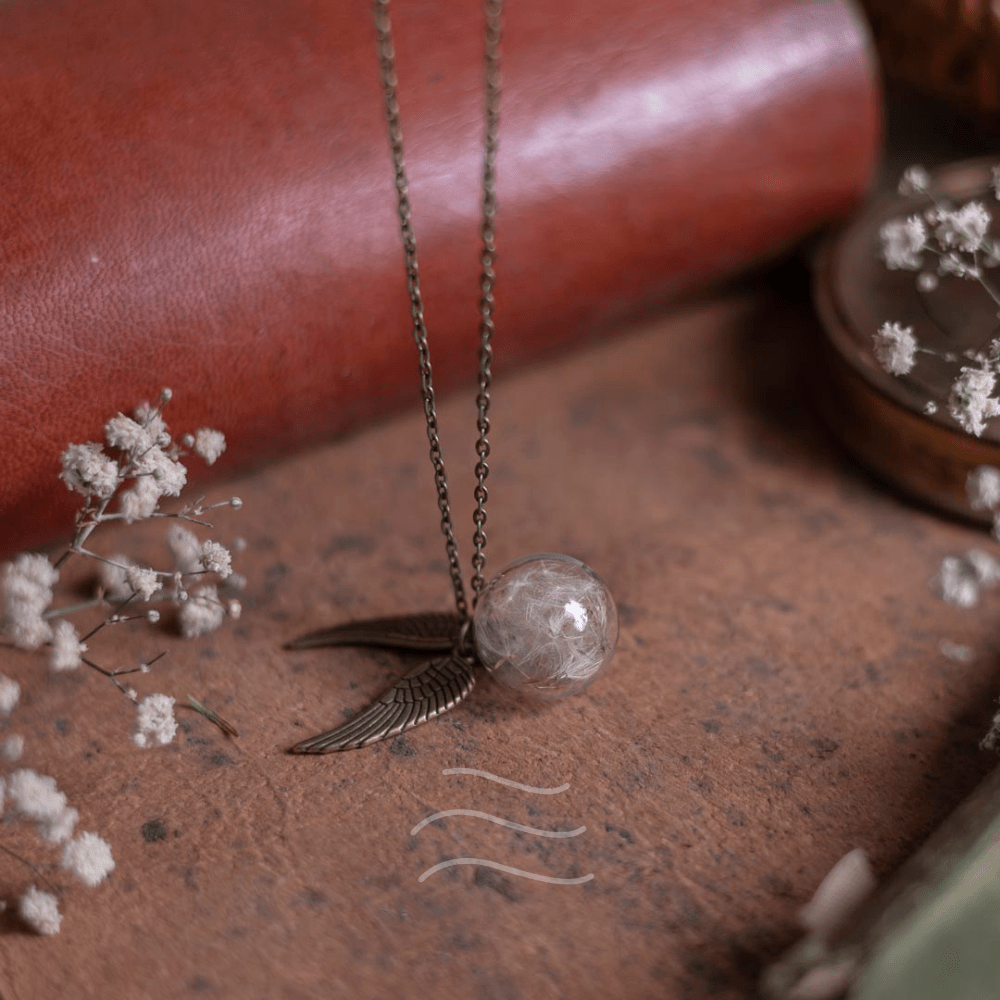 Seeker's Snitch - Real flower Jewellery - Leafy Affair