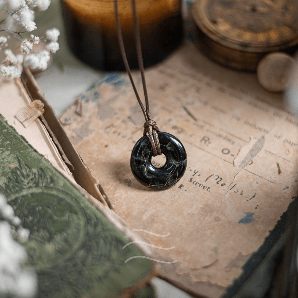 Halo of Stardust Necklace - Real flower Jewellery - Leafy Affair