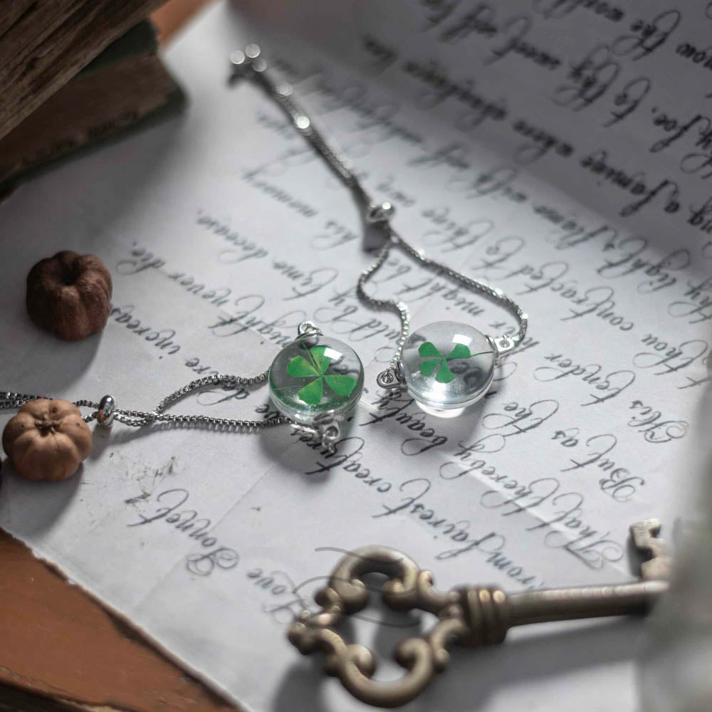 Irish Luck Bracelet - Clover - Real flower Jewellery - Leafy Affair