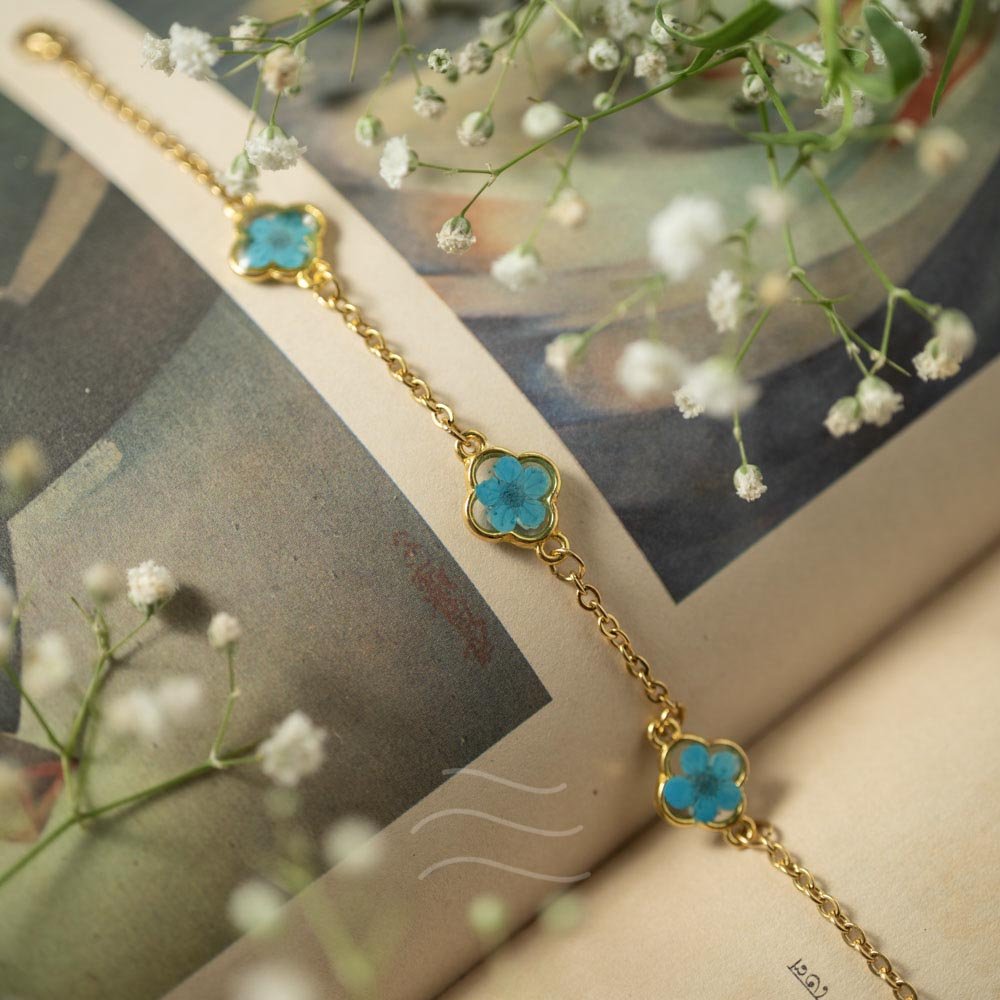 Stormy Memoir Bracelet - Real flower Jewellery - Leafy Affair