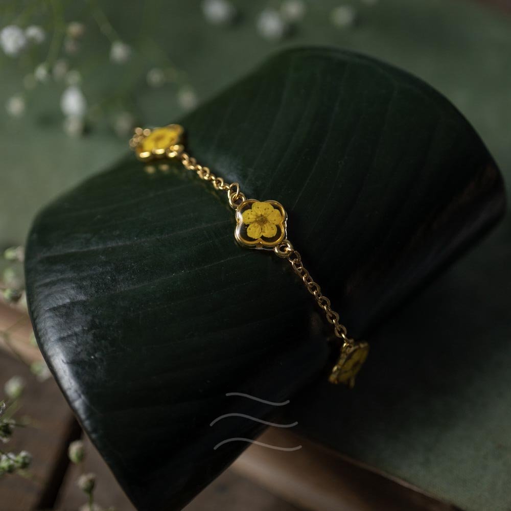 Sunletter Charm Bracelet - Real flower Jewellery - Leafy Affair