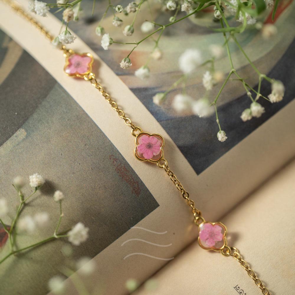 Loveglyph Bracelet - Real flower Jewellery - Leafy Affair