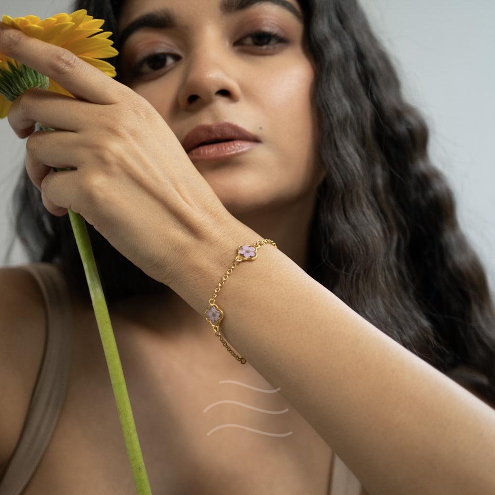 Violet Secret Bracelet - Real flower Jewellery - Leafy Affair