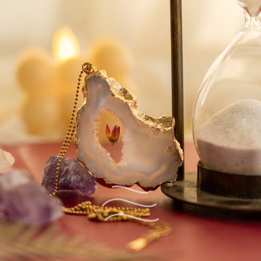 Floragate 105 - Real flower Jewellery - Leafy Affair