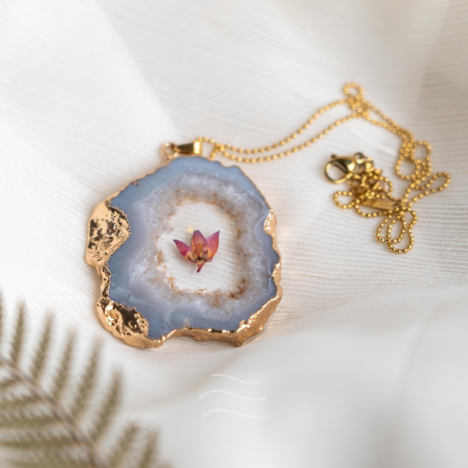 Floragate 106 - Real flower Jewellery - Leafy Affair