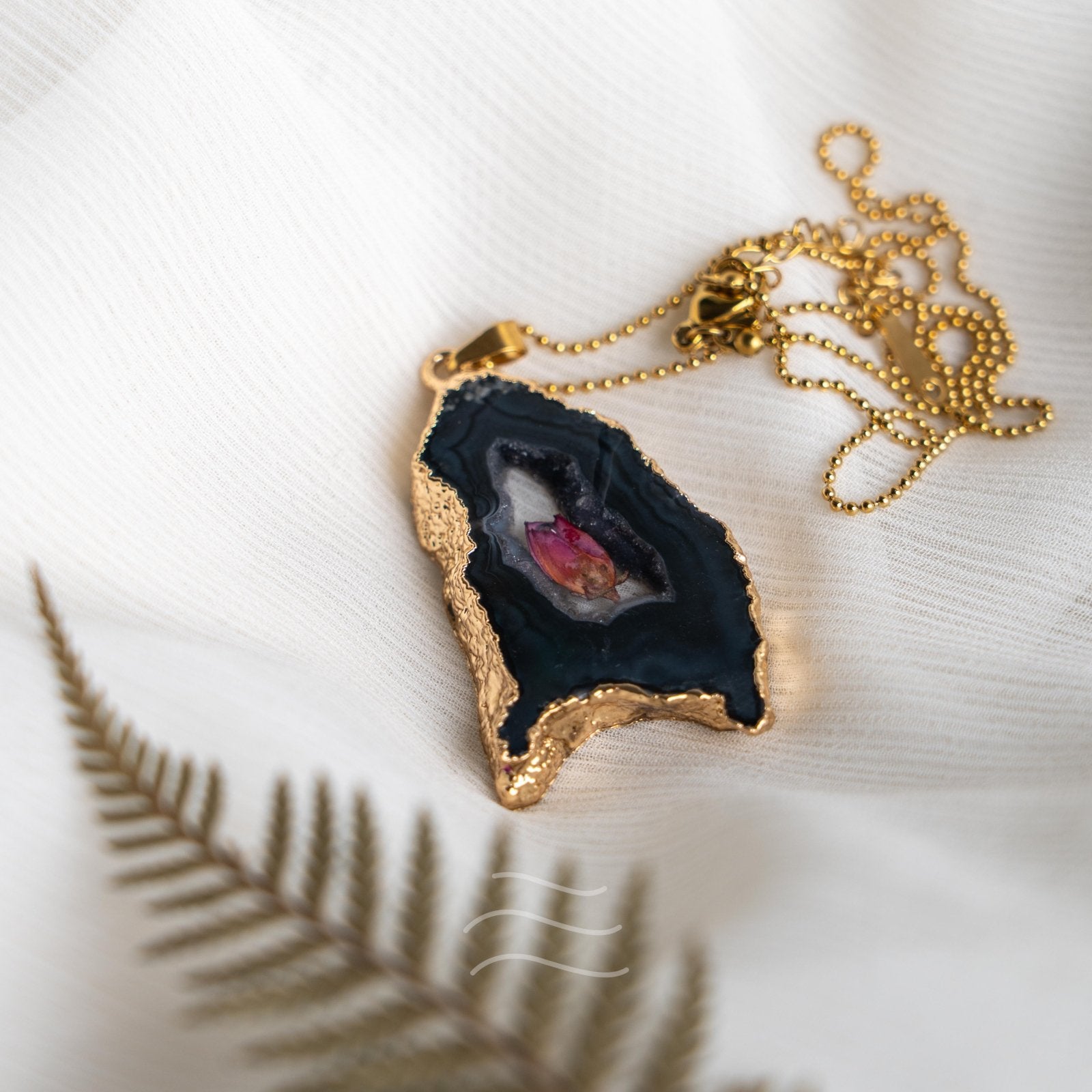 Floragate 75 - Real flower Jewellery - Leafy Affair