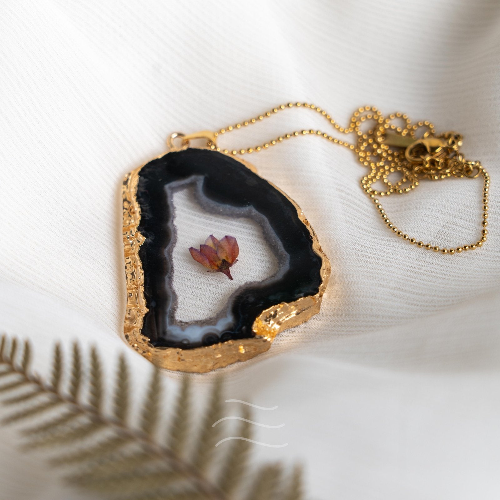 Floragate 39 - Real flower Jewellery - Leafy Affair