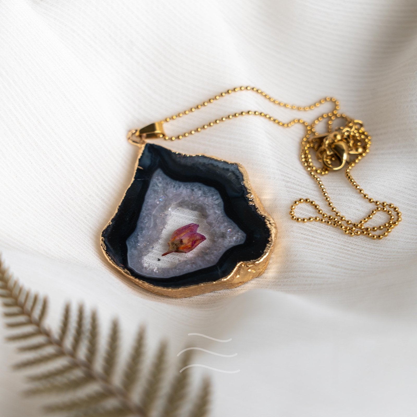Floragate 80 - Real flower Jewellery - Leafy Affair