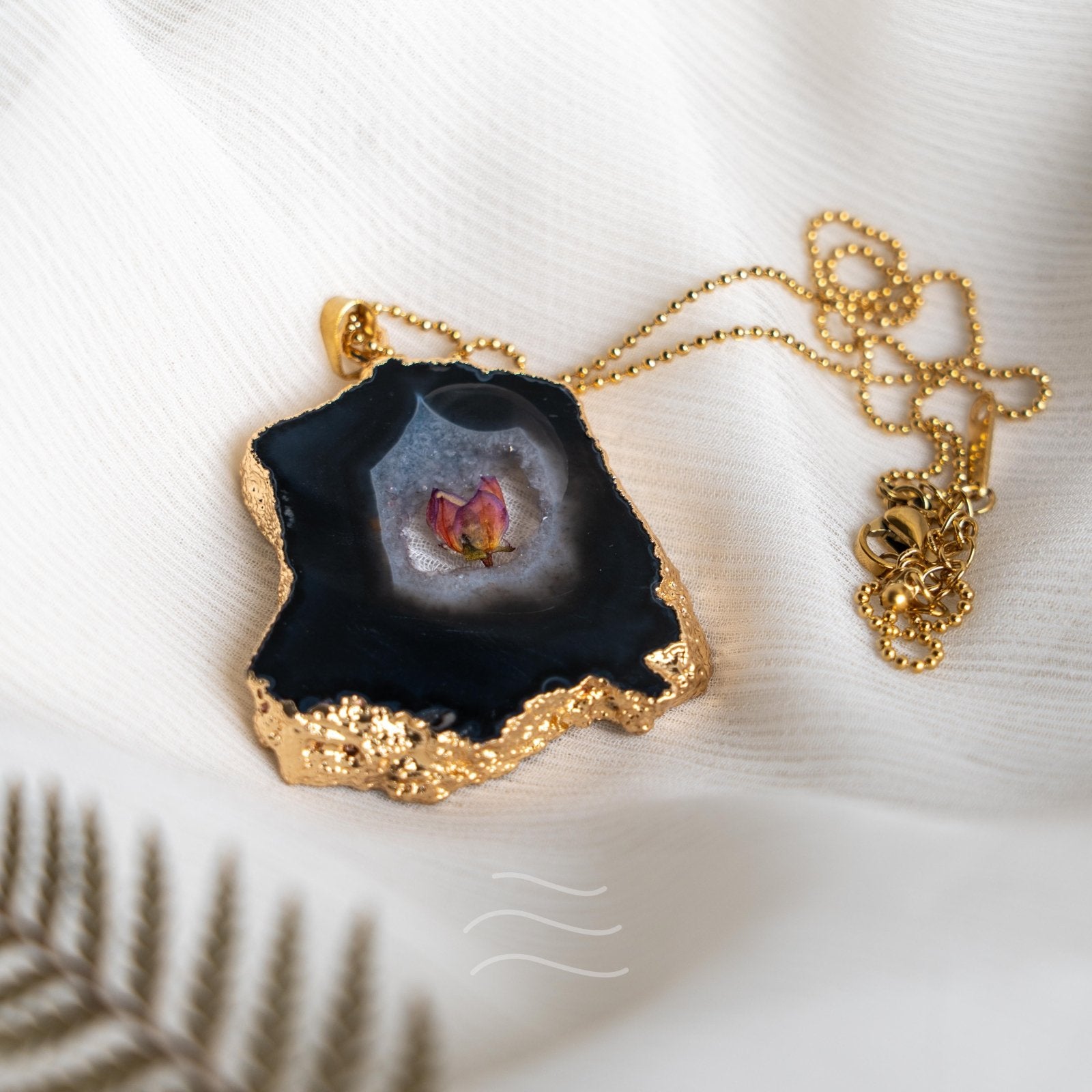 Floragate 44 - Real flower Jewellery - Leafy Affair