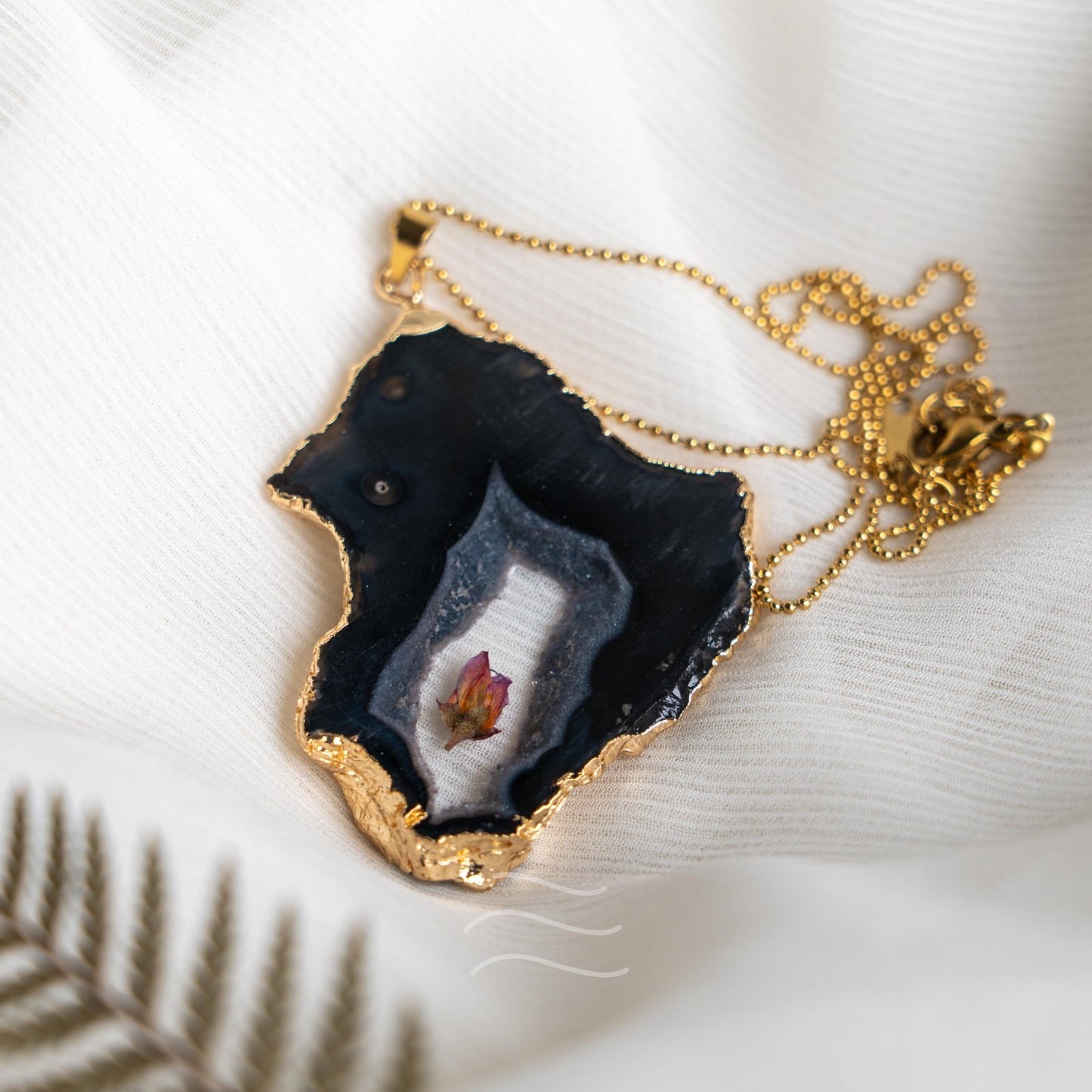 Floragate 49 - Real flower Jewellery - Leafy Affair
