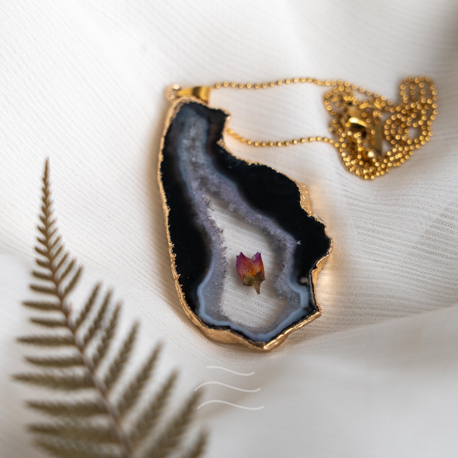 Floragate 56 - Real flower Jewellery - Leafy Affair