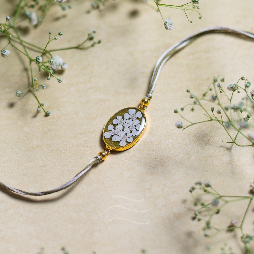 Roothna Manana Rakhi - Real flower Jewellery - Leafy Affair