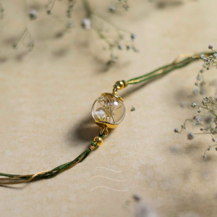 Yaadon ki Lehren Rakhi - Real flower Jewellery - Leafy Affair