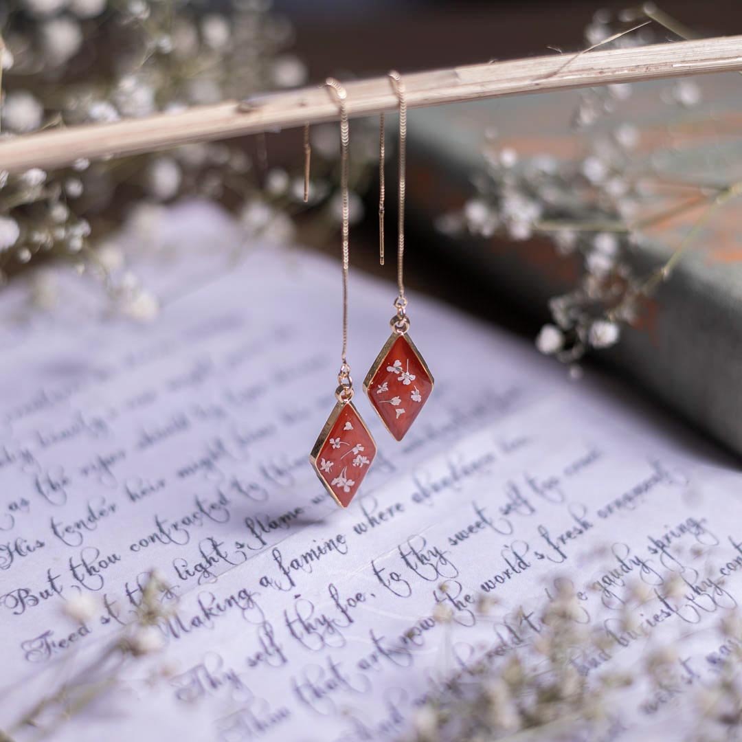 Starstruck Earrings - Real flower Jewellery - Leafy Affair