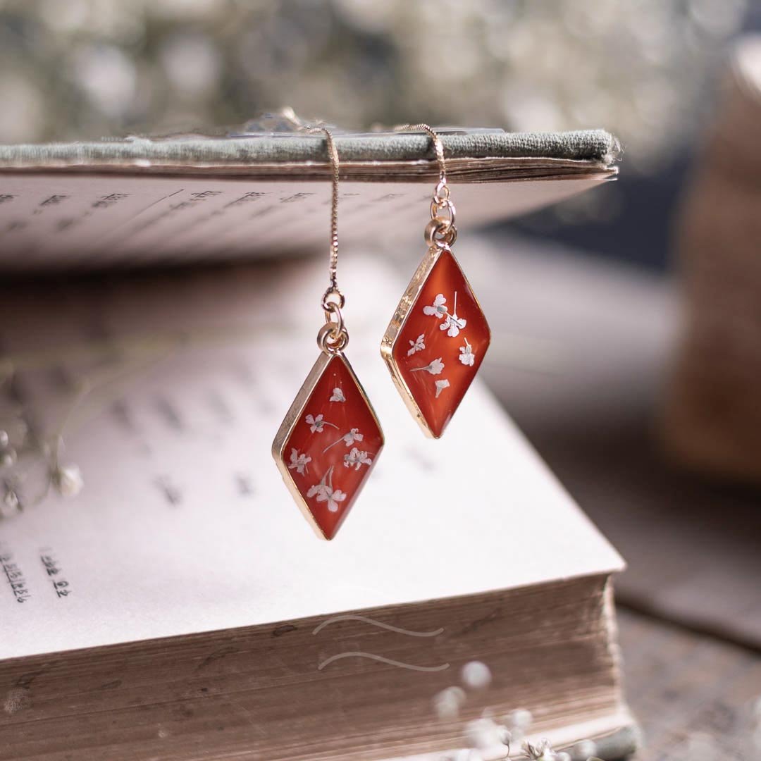 Starstruck Earrings - Real flower Jewellery - Leafy Affair