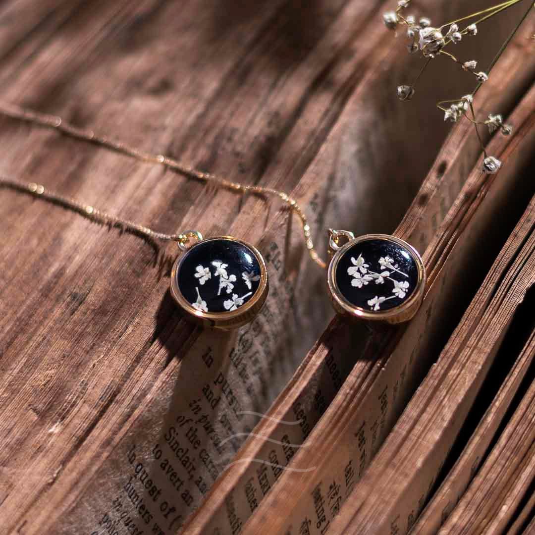 Capella Set - Real flower Jewellery - Leafy Affair