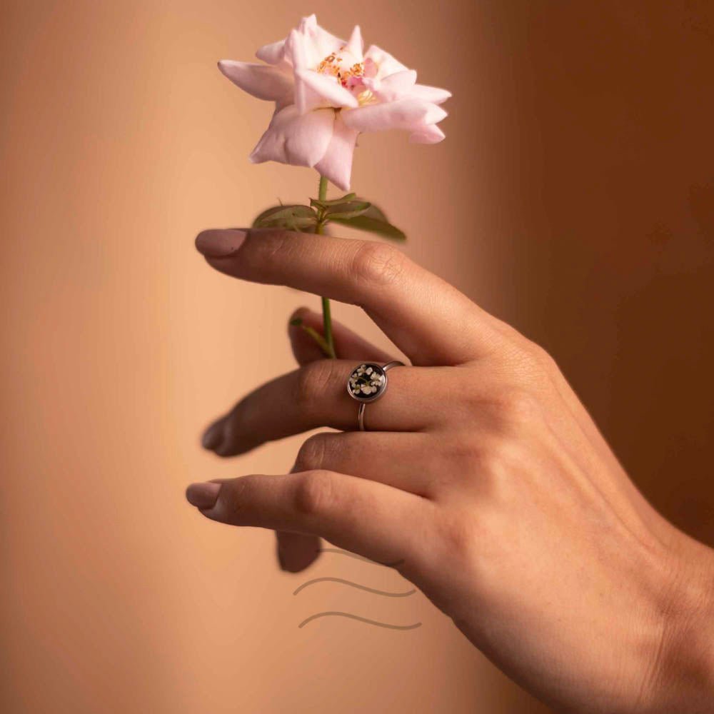 Bird's Nest Ebony Ring - Real flower Jewellery - Leafy Affair