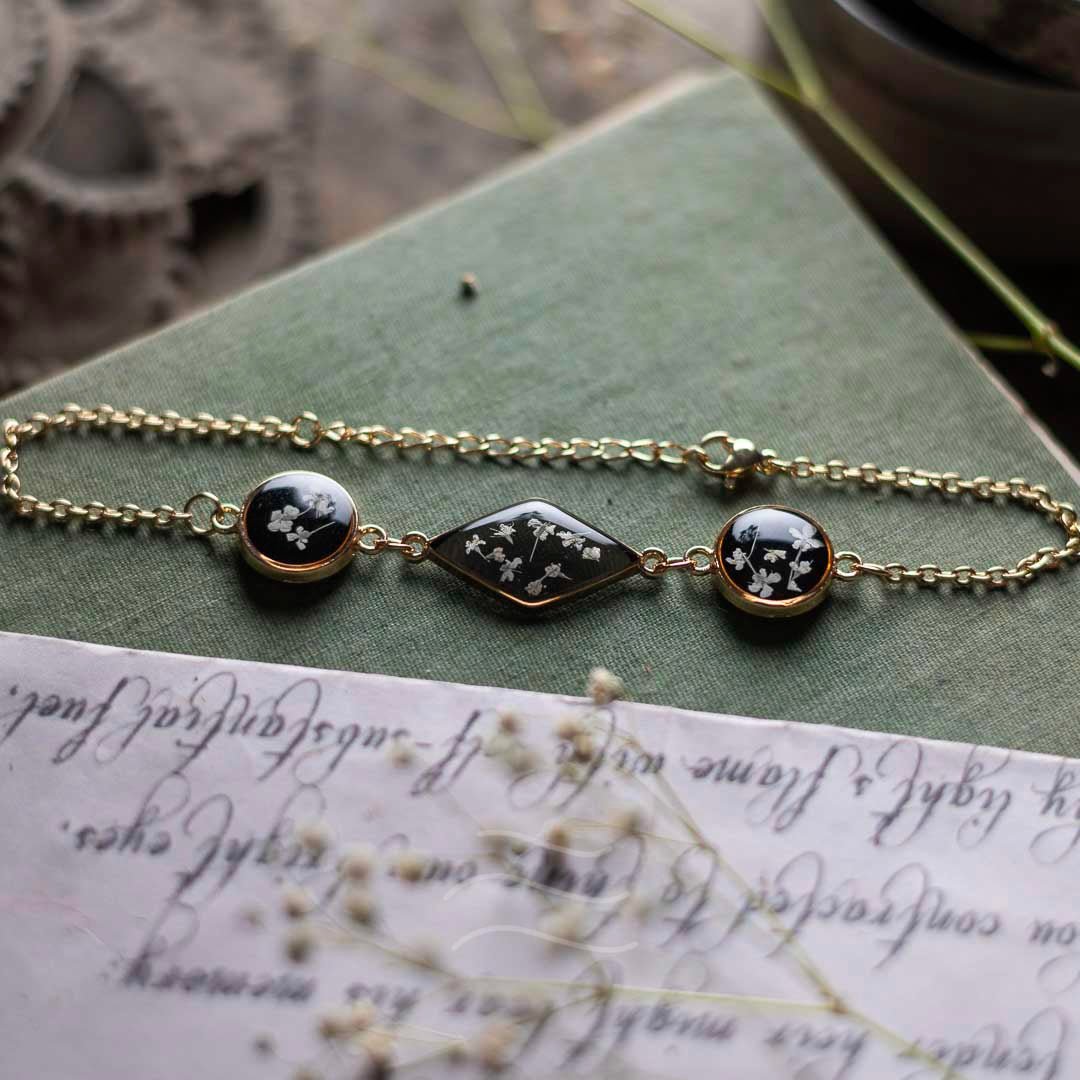 Astra Bracelet - Real flower Jewellery - Leafy Affair