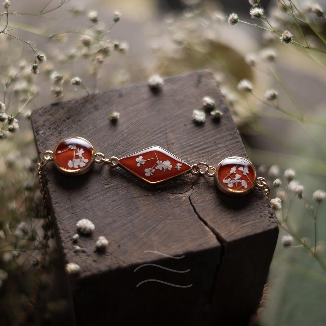 Centauri Bracelet - Real flower Jewellery - Leafy Affair