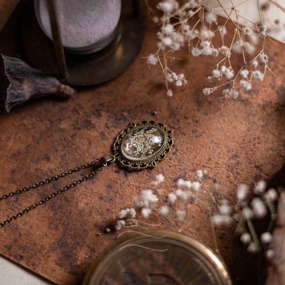 Aug Gift - Real flower Jewellery - Leafy Affair