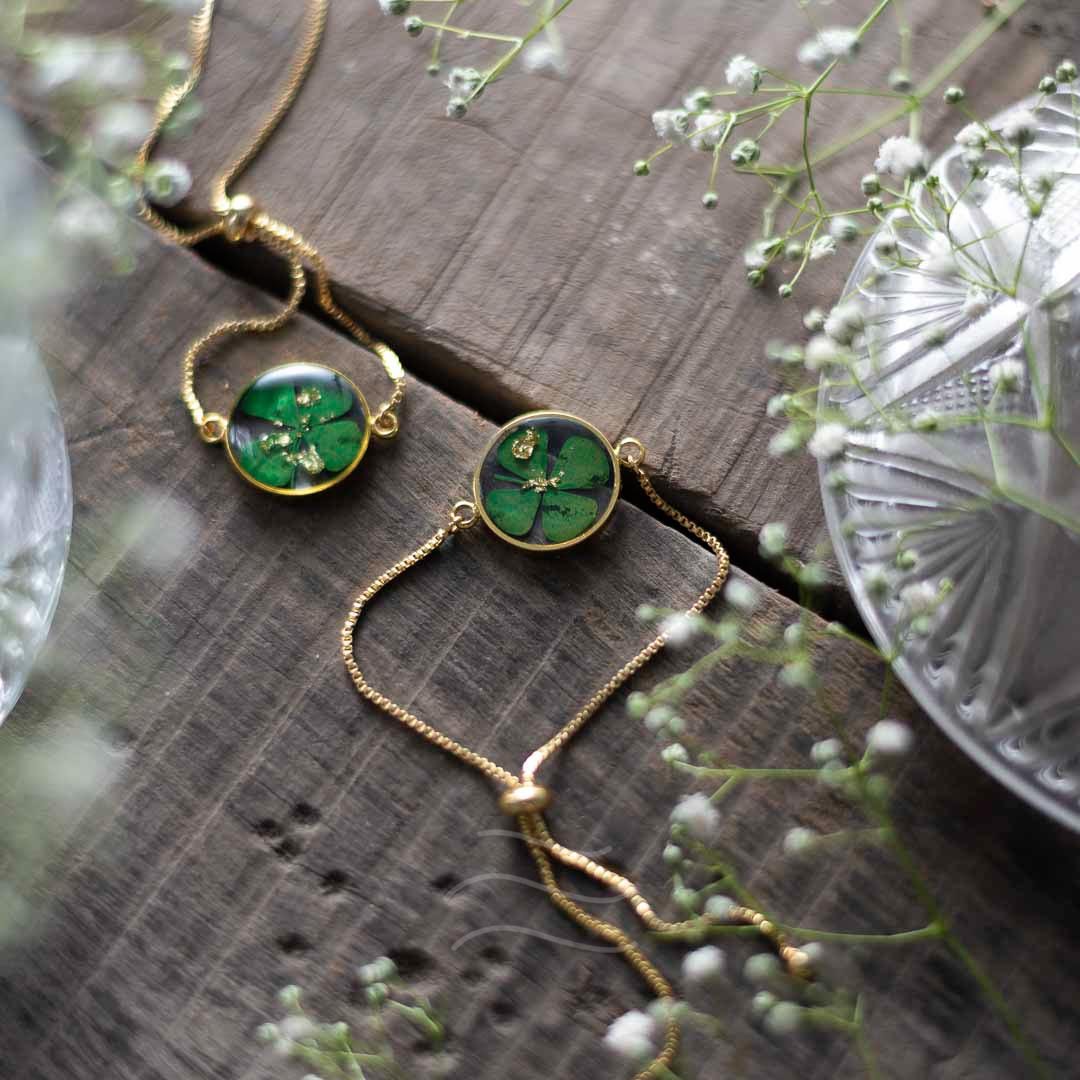 Clover Fairy Bracelet - Real flower Jewellery - Leafy Affair