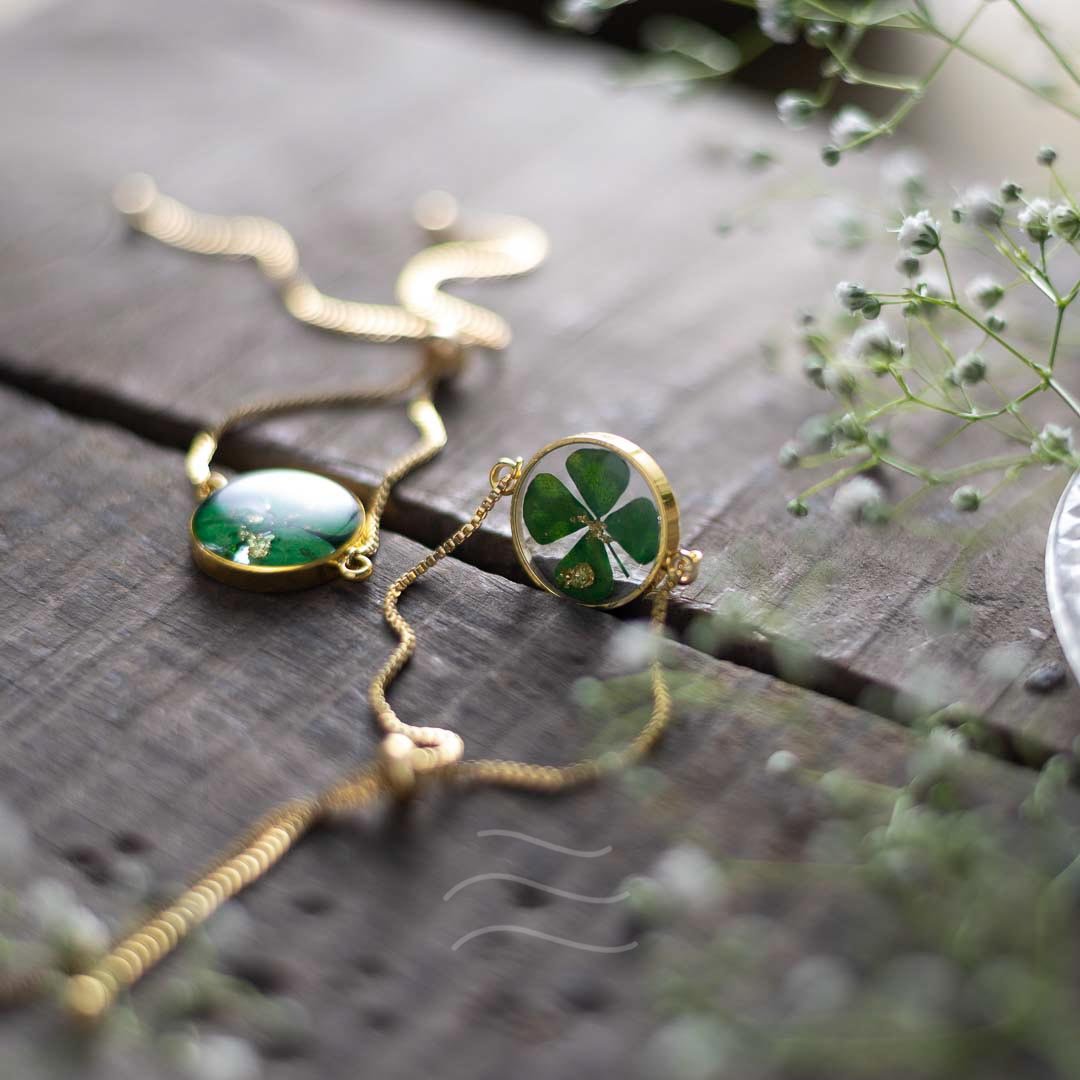 Clover Fairy Bracelet - Real flower Jewellery - Leafy Affair