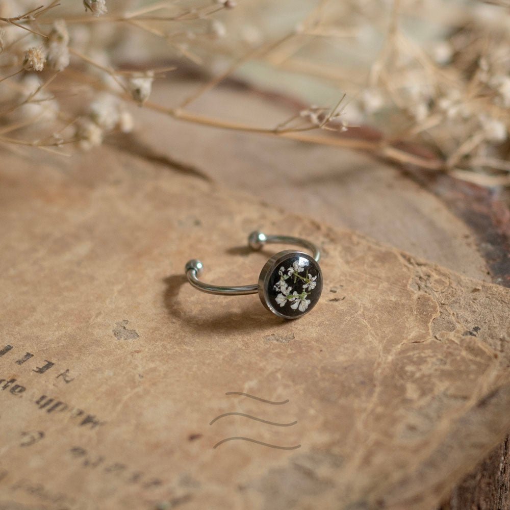 Bird's Nest Ebony Ring - Real flower Jewellery - Leafy Affair
