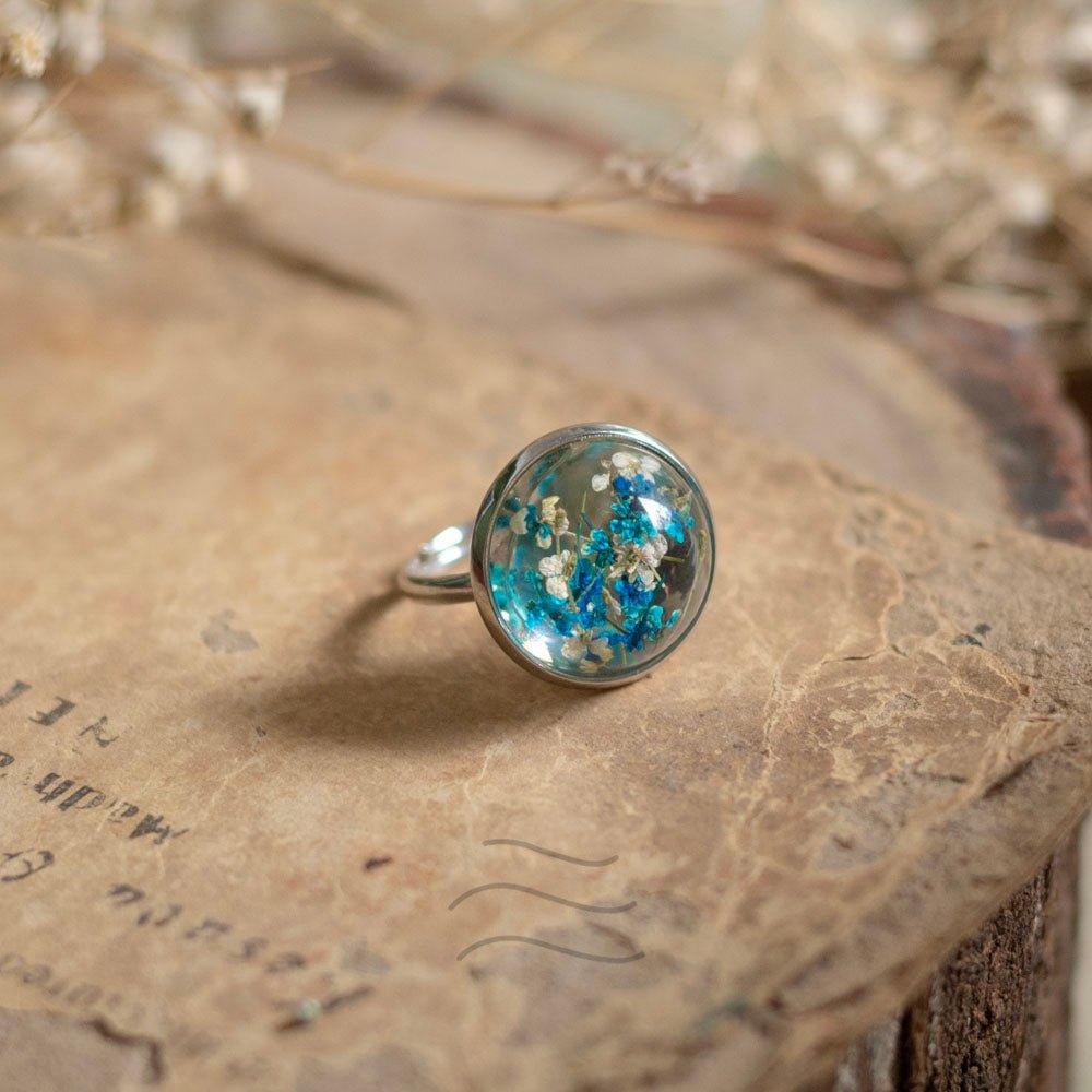 A Kiss from Atlantis Ring - Real flower Jewellery - Leafy Affair