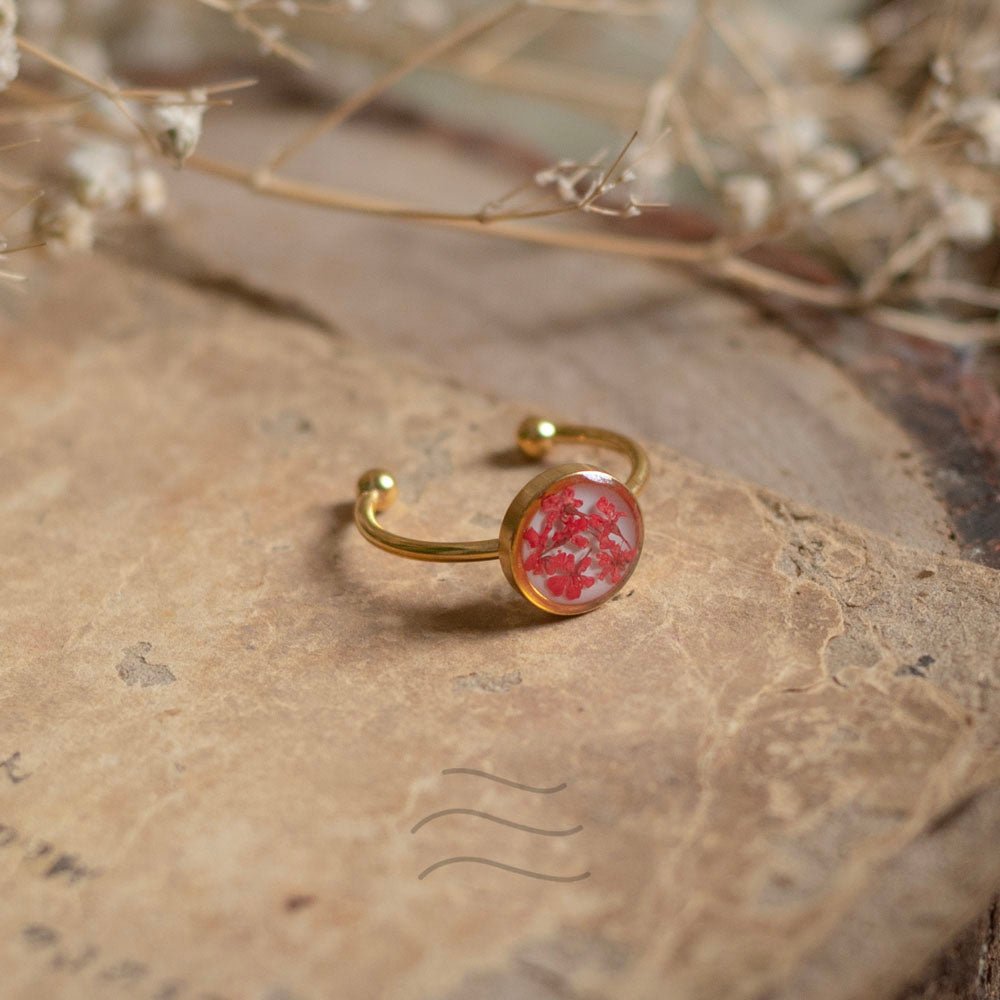 Bird's Nest Claret Ring - Real flower Jewellery - Leafy Affair