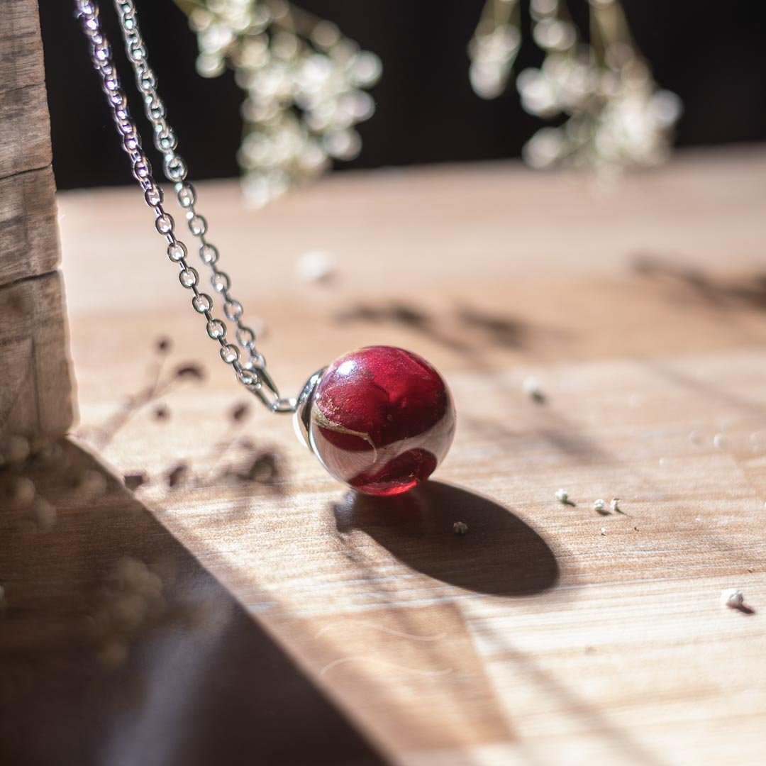 Sonnets of Love - Roselet Necklace - Real flower Jewellery - Leafy Affair