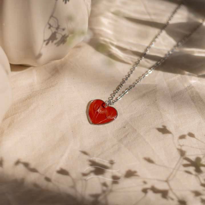 Heartfelt Moments Necklace - Real flower Jewellery - Leafy Affair