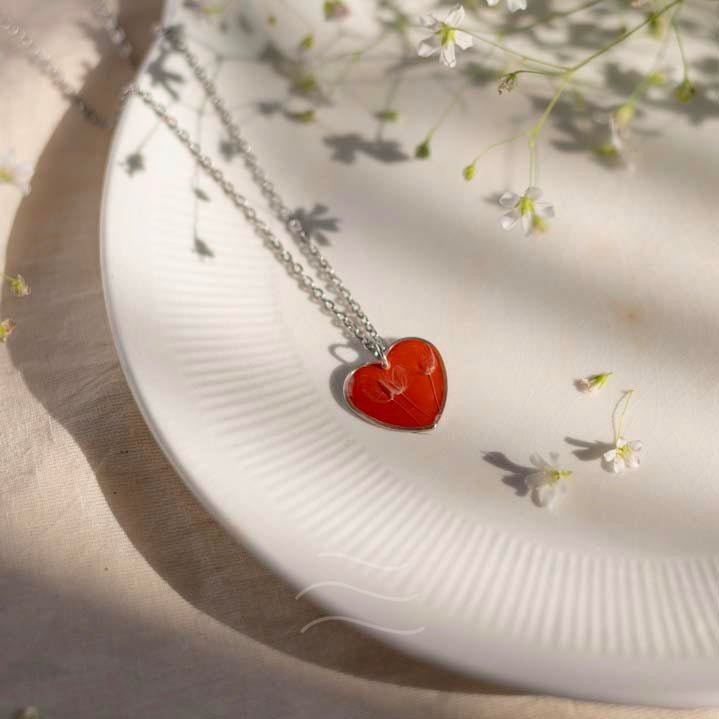 Heartfelt Moments Necklace - Real flower Jewellery - Leafy Affair