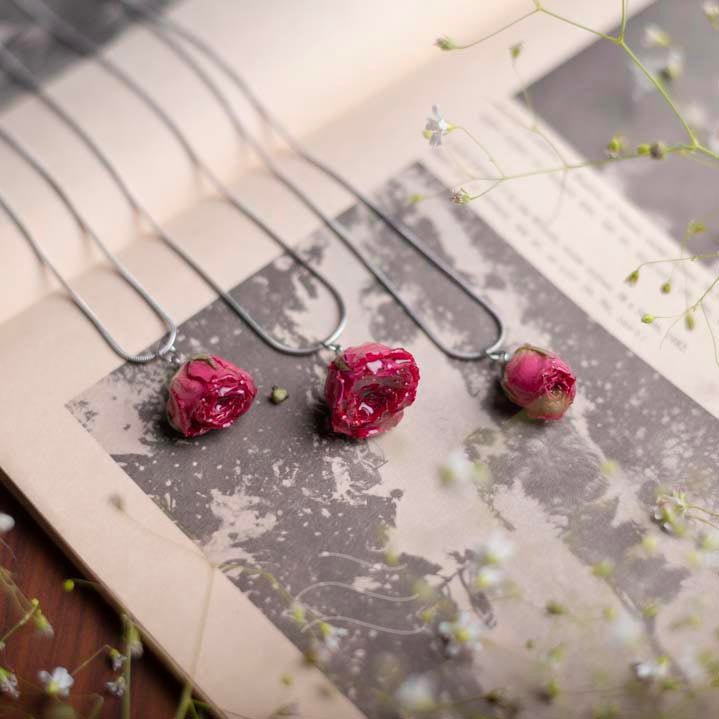Mon Cherie Necklace - Real flower Jewellery - Leafy Affair