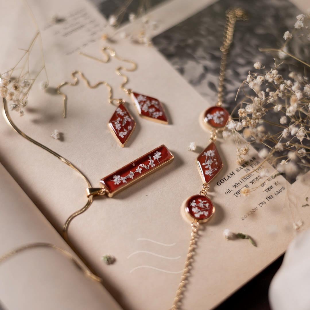 Starstruck Set - Real flower Jewellery - Leafy Affair