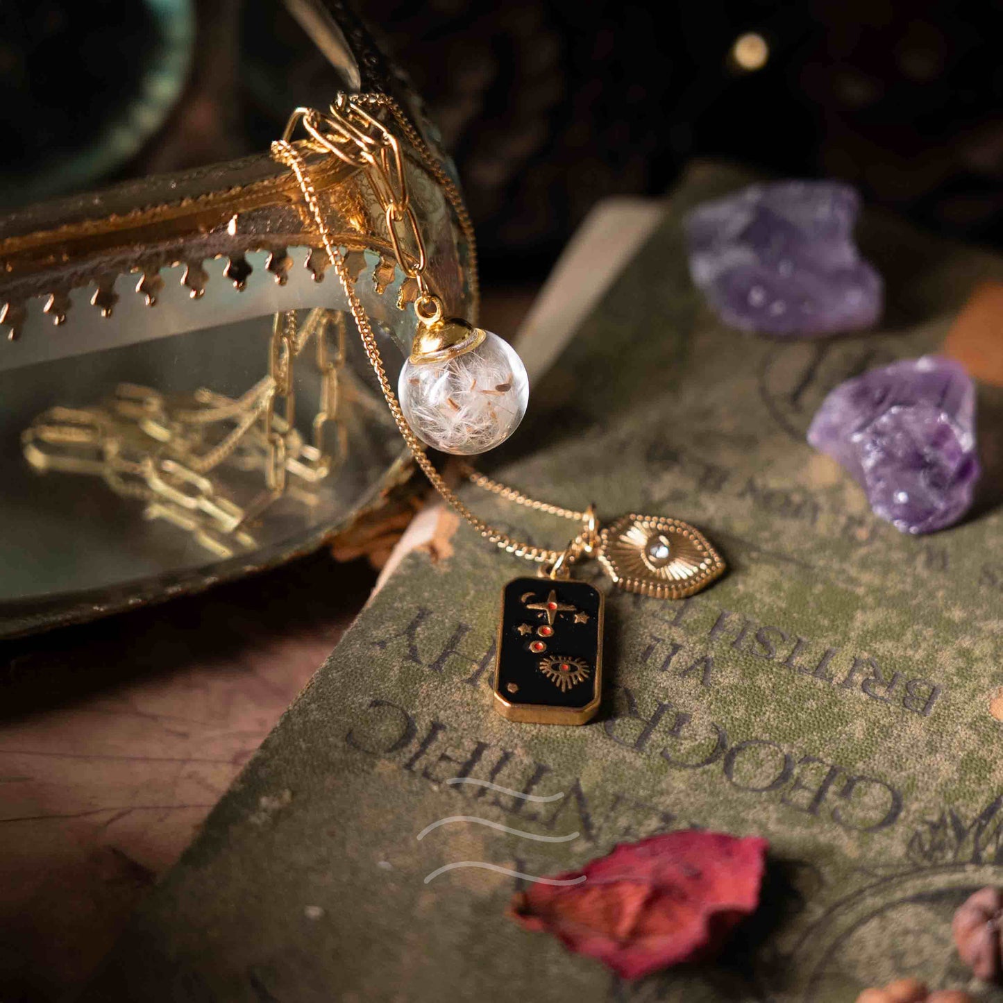 🧿 Guardian Star Necklace - Real flower Jewellery - Leafy Affair