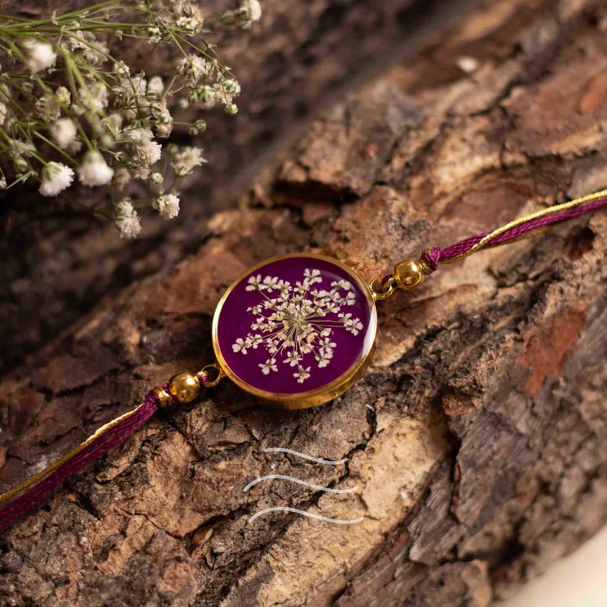 Bandhan Mein Twist Rakhi - Real flower Jewellery - Leafy Affair