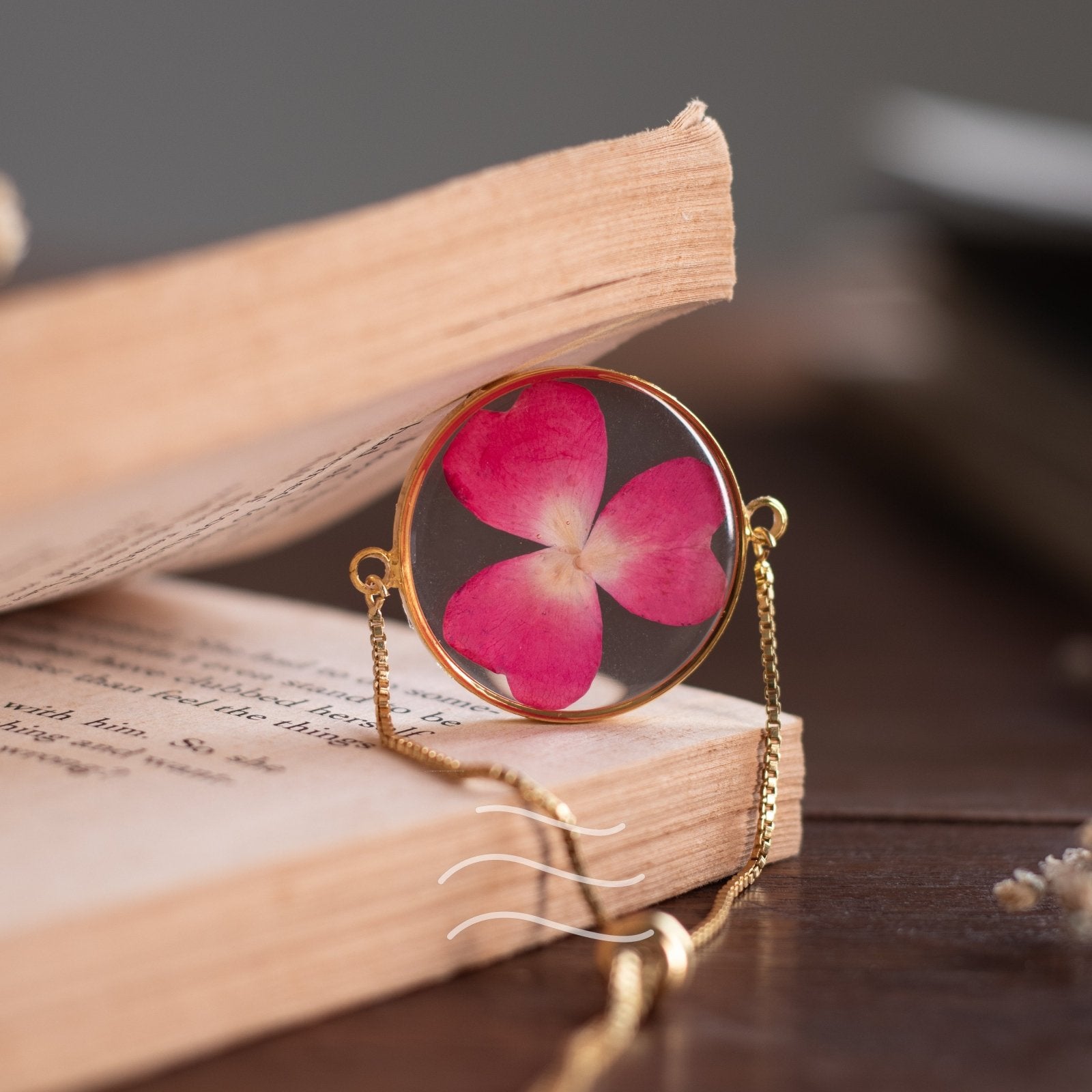 Eterna Rose Bracelet - Real flower Jewellery - Leafy Affair