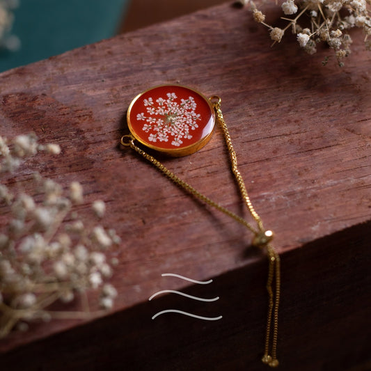 Ember Star cluster Bracelet - Real flower Jewellery - Leafy Affair