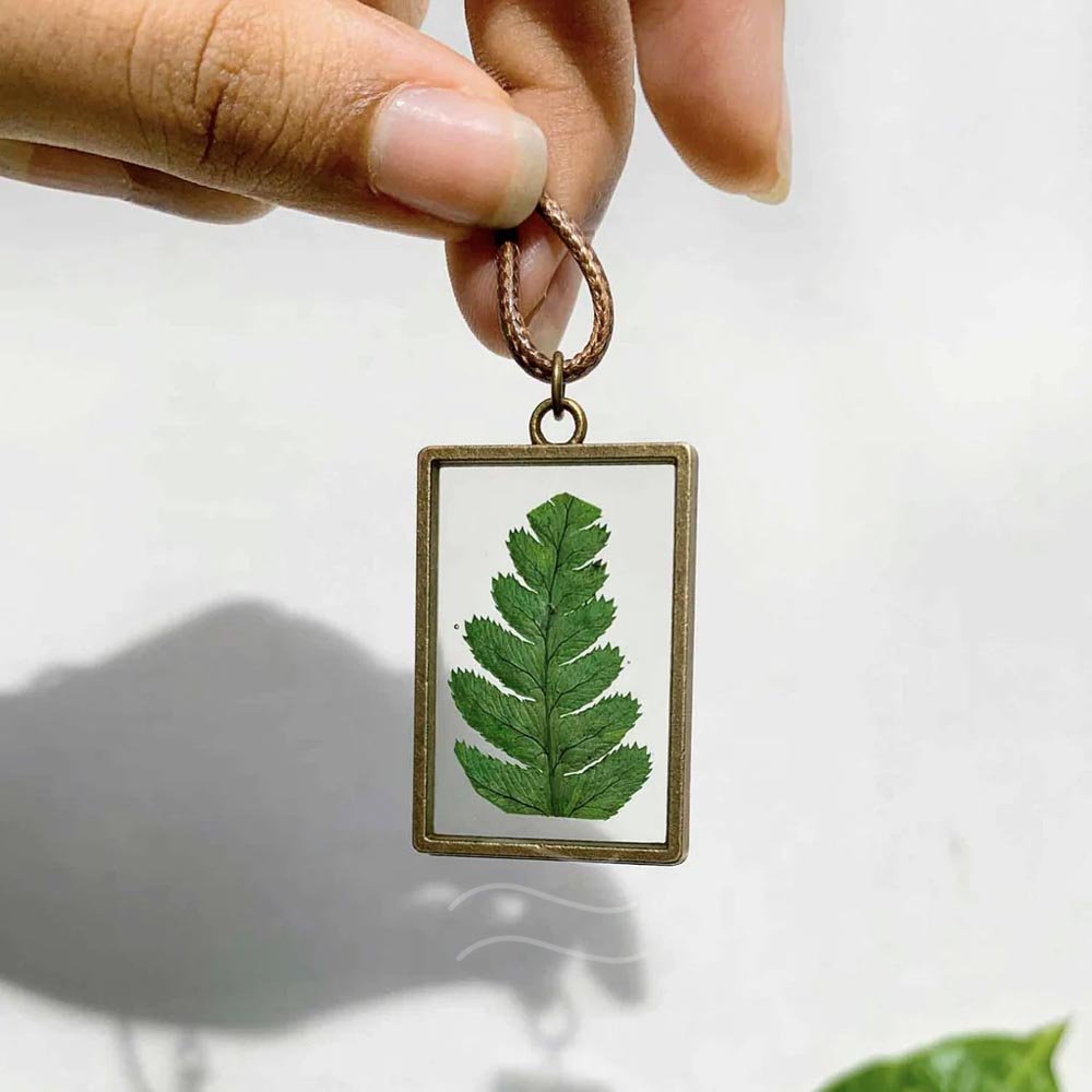 Secrets of a Forest (Feather Fern) - Real flower Jewellery - Leafy Affair
