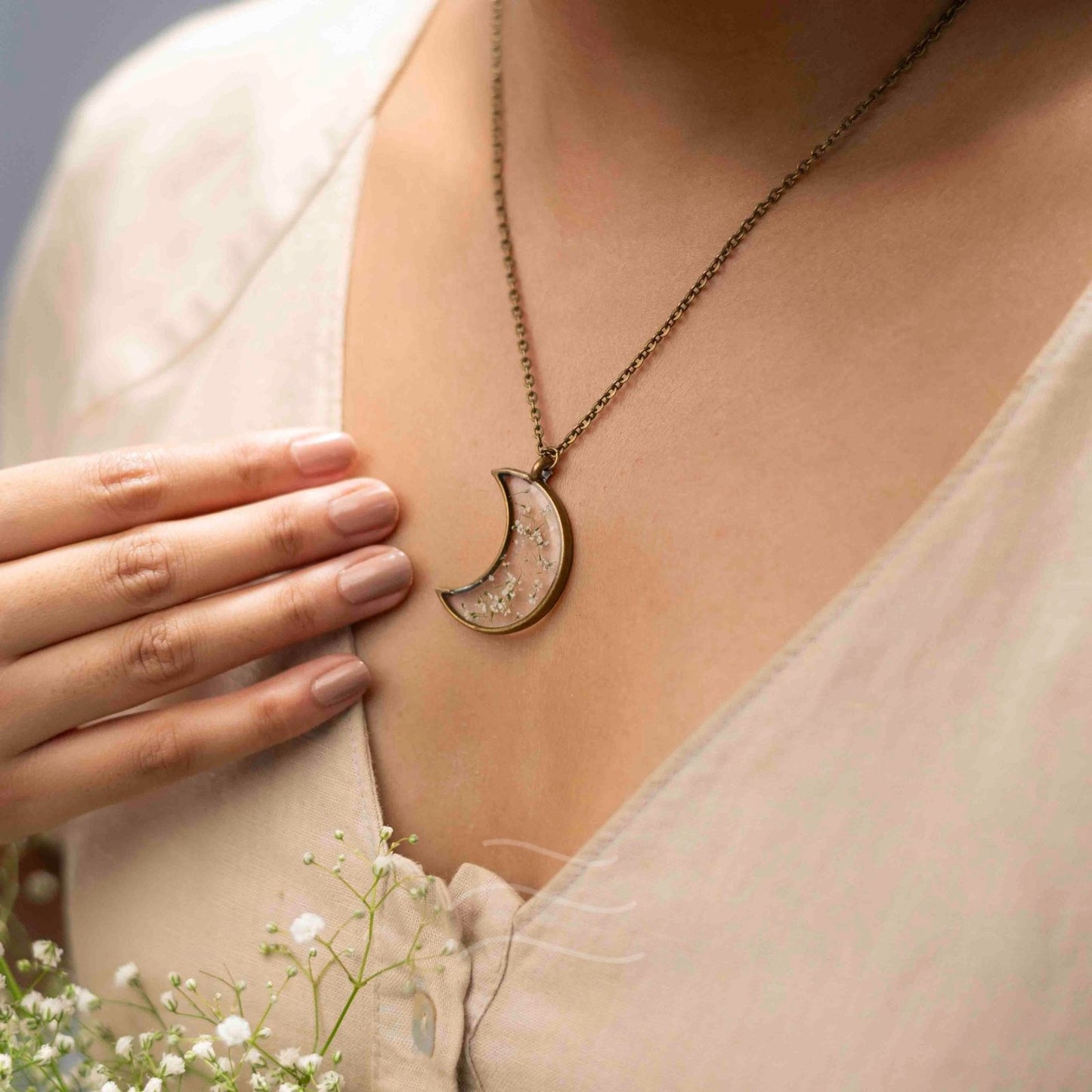 Elara Crescent Moon Necklace - Real flower Jewellery - Leafy Affair
