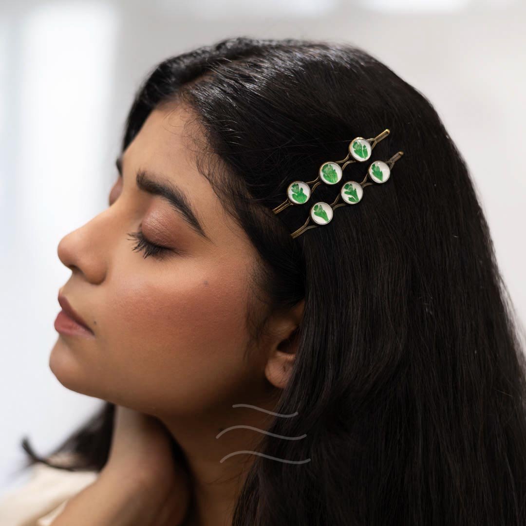 Pothos Fern Hairpin - Real flower Jewellery - Leafy Affair