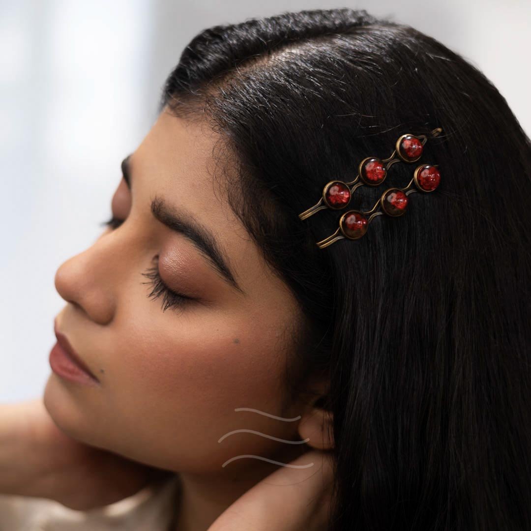 Ishtar's Floret Hairpin - Real flower Jewellery - Leafy Affair