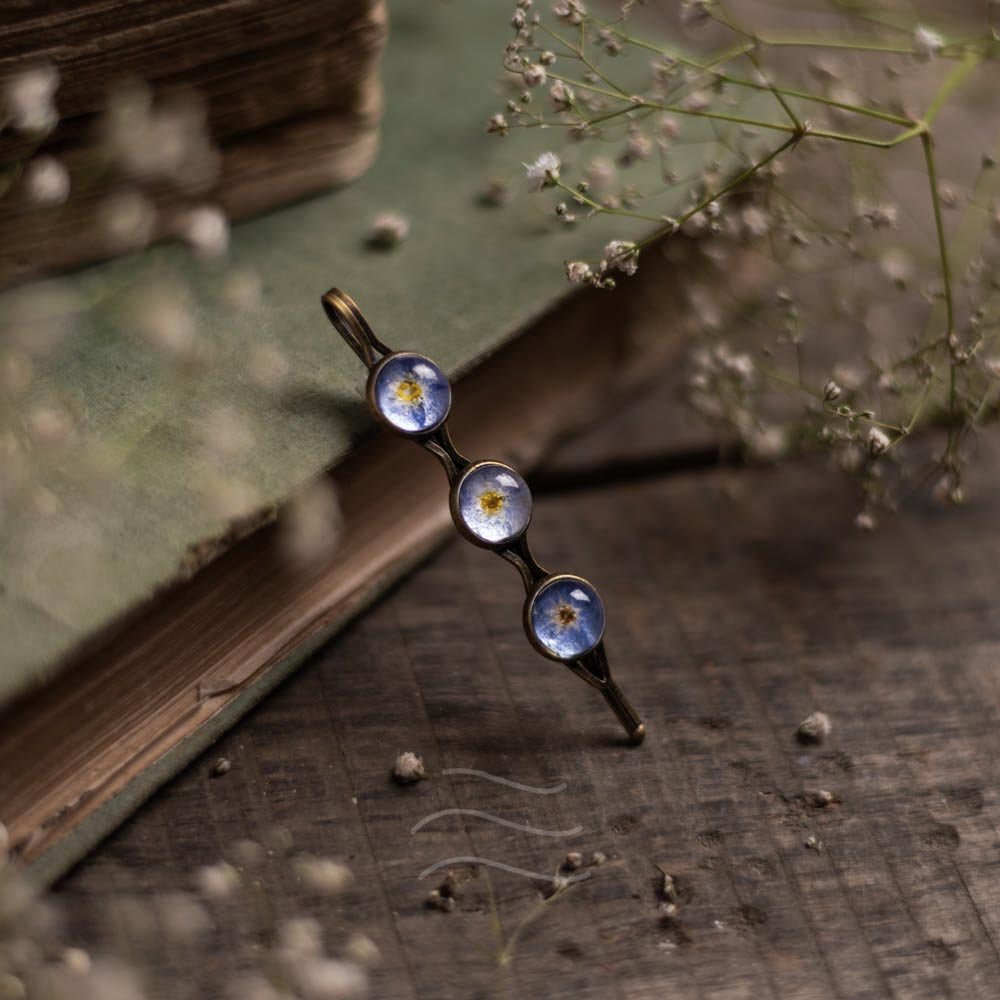 Forget-me-not Hairpin - Real flower Jewellery - Leafy Affair