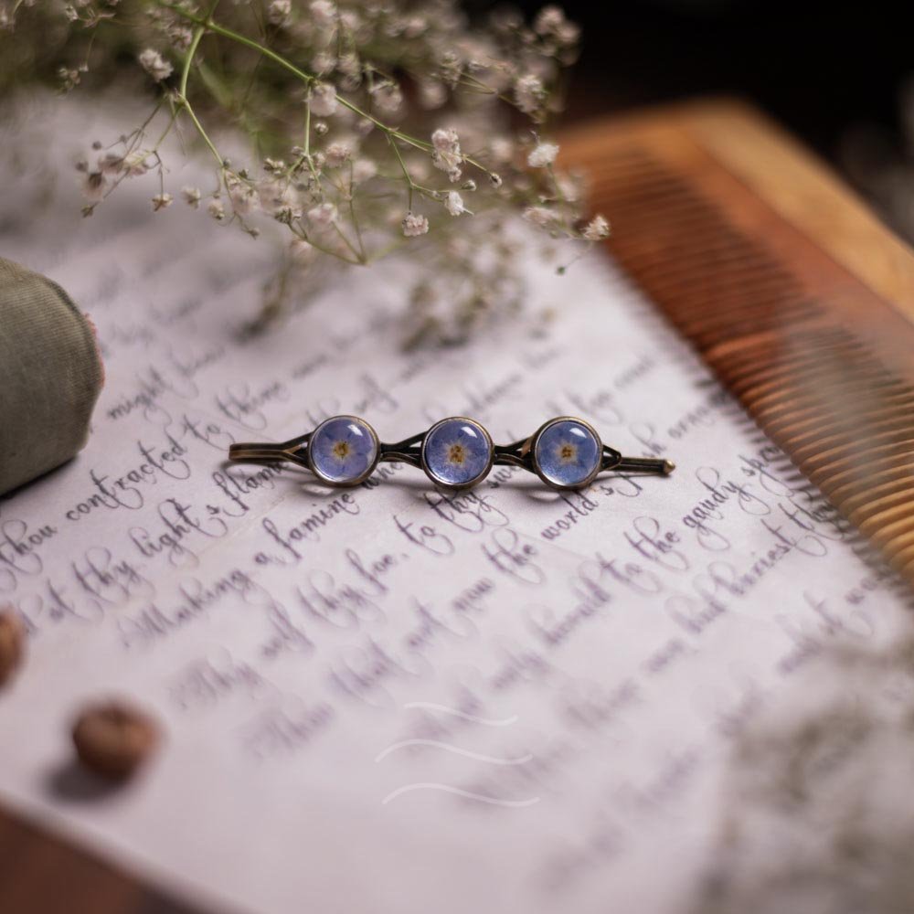 Forget-me-not Hairpin - Real flower Jewellery - Leafy Affair
